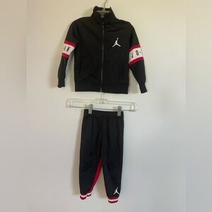 Nike Jordan Kids Black and Red Jogger Set size 2T/24 months